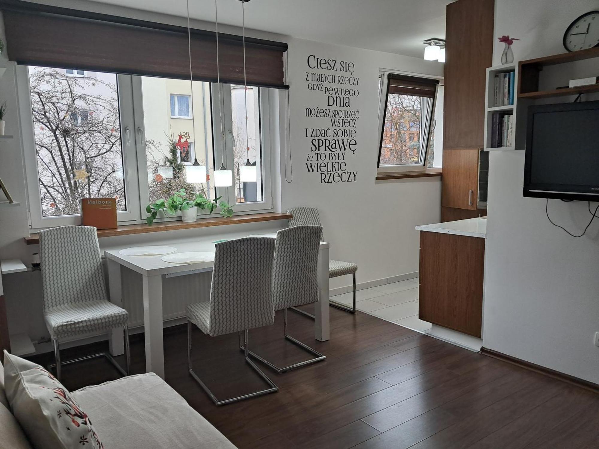 מאלבורק Apartament Tuz Za Rogiem Zamku מראה חיצוני תמונה